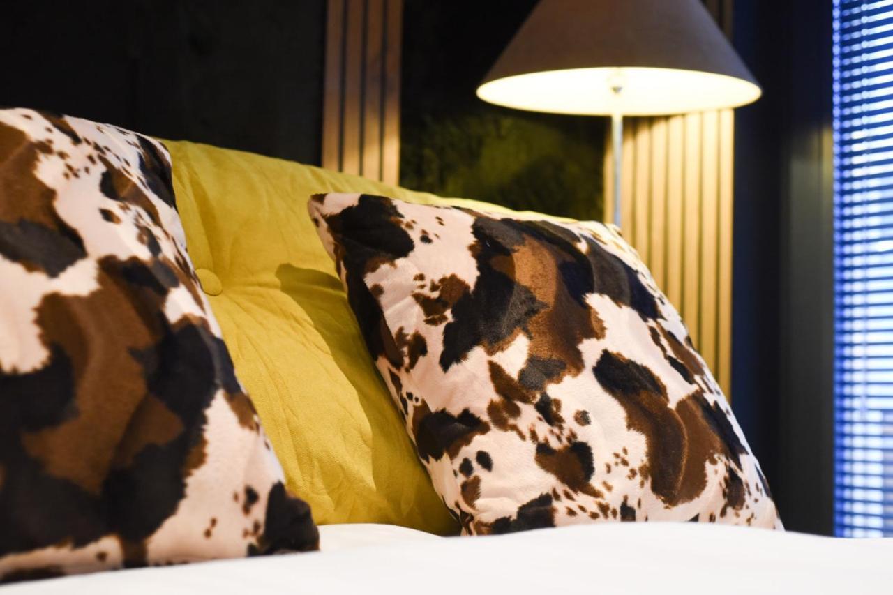Air Maison - The Cow Shed Wow Factor Countryside Retreat Westbourne  Екстериор снимка