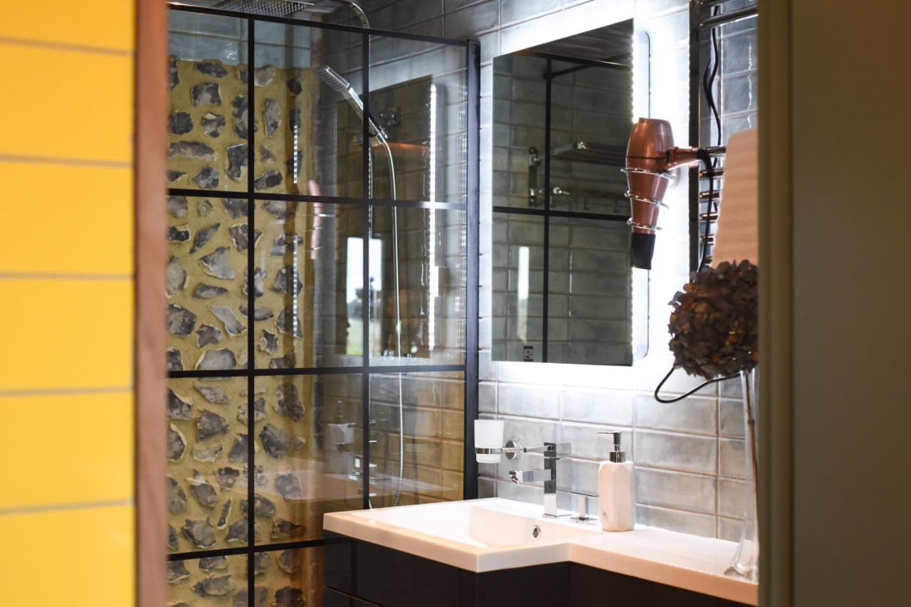 Air Maison - The Cow Shed Wow Factor Countryside Retreat Westbourne  Екстериор снимка