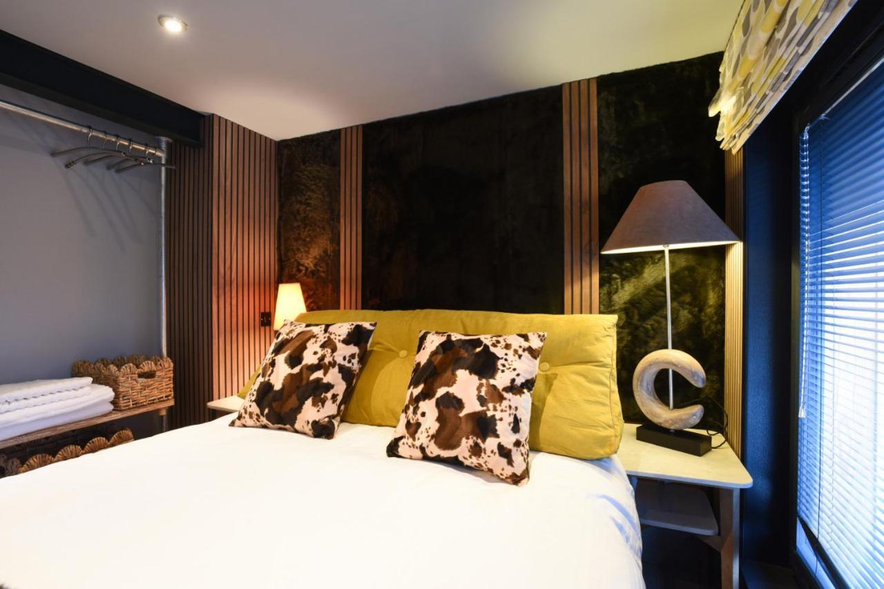 Air Maison - The Cow Shed Wow Factor Countryside Retreat Westbourne  Екстериор снимка